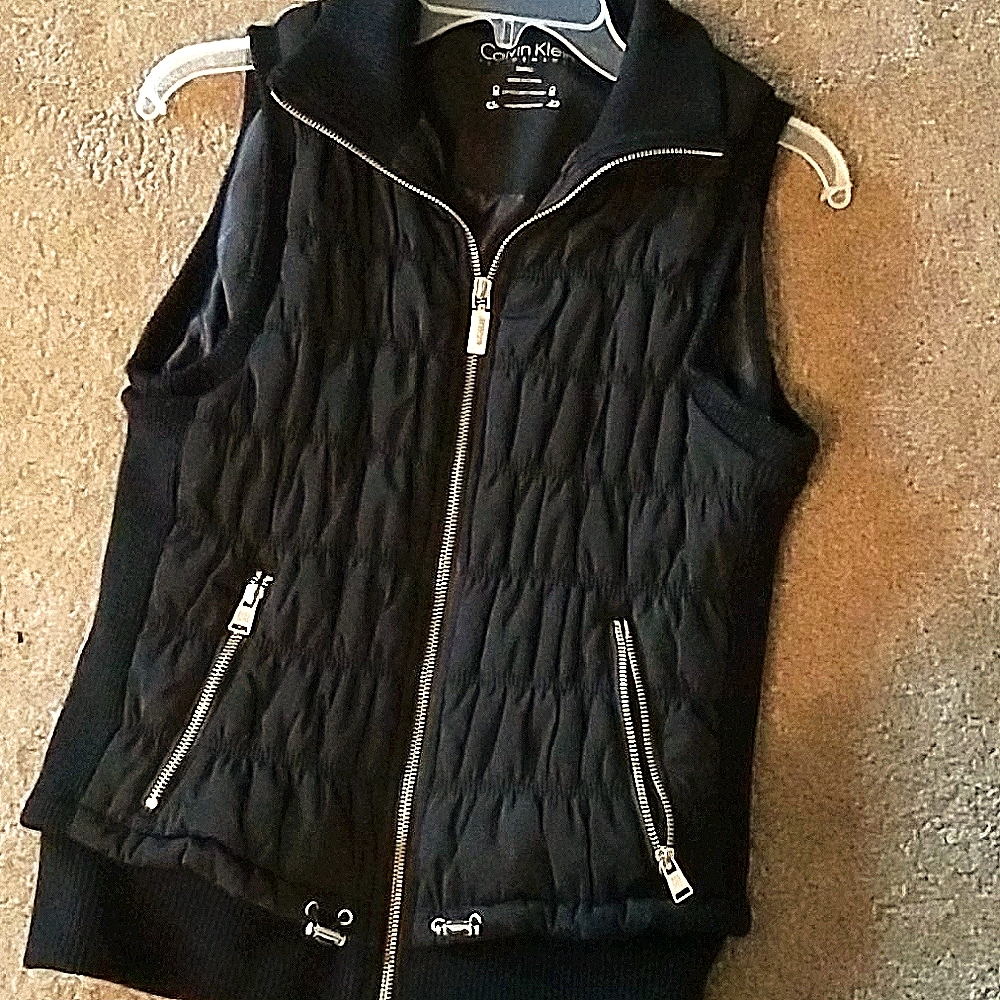 CALVIN KLEIN PERFORMANCE VEST